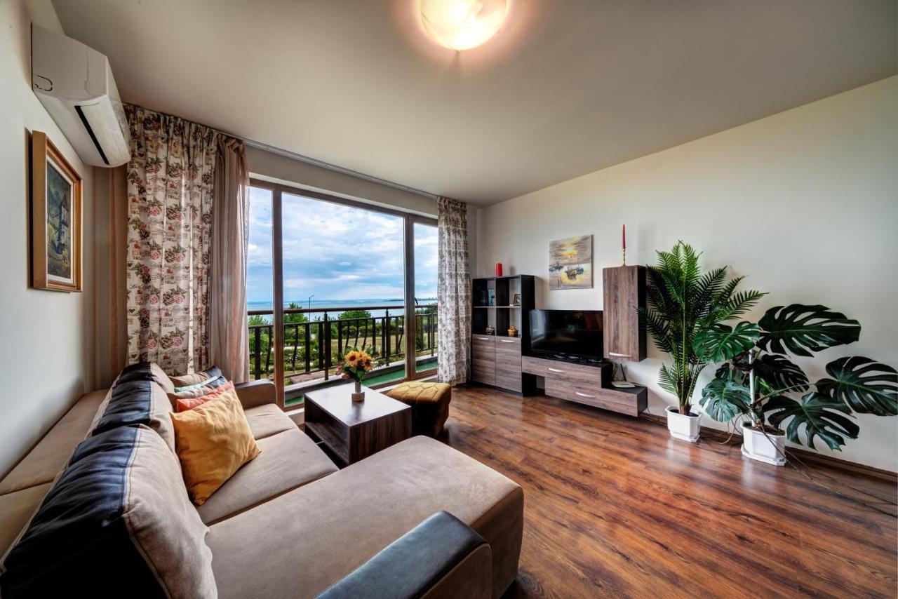 Sea Panorama Apartment - Diamond Beach Sarafovo Burgas Exterior photo