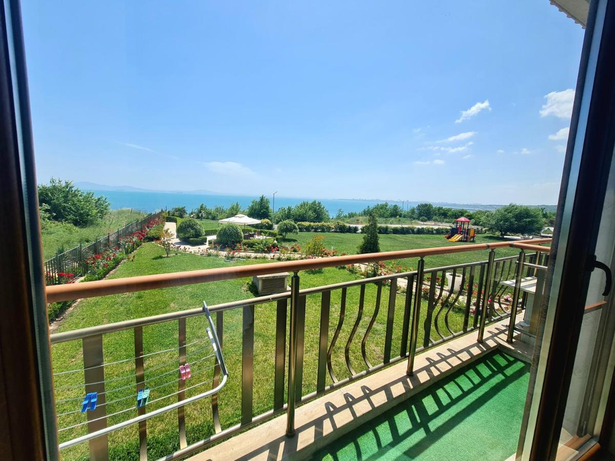 Sea Panorama Apartment - Diamond Beach Sarafovo Burgas Exterior photo